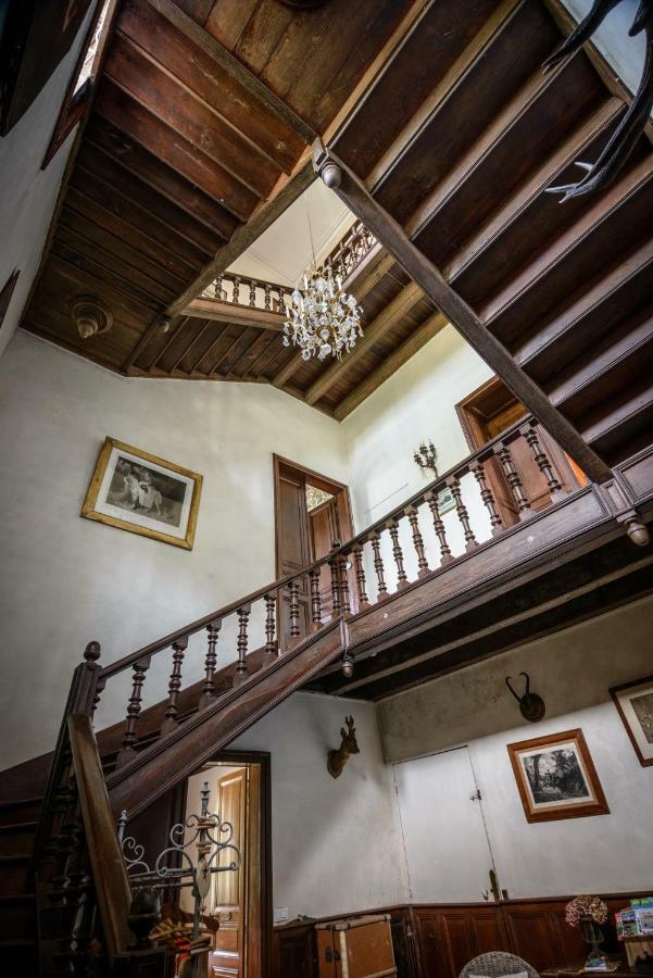 Manoir De La Chouanniere Villa Montreuil-sur-Maine Exteriör bild